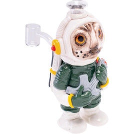 7.1in Astronaut Cat Resin Water Pipe